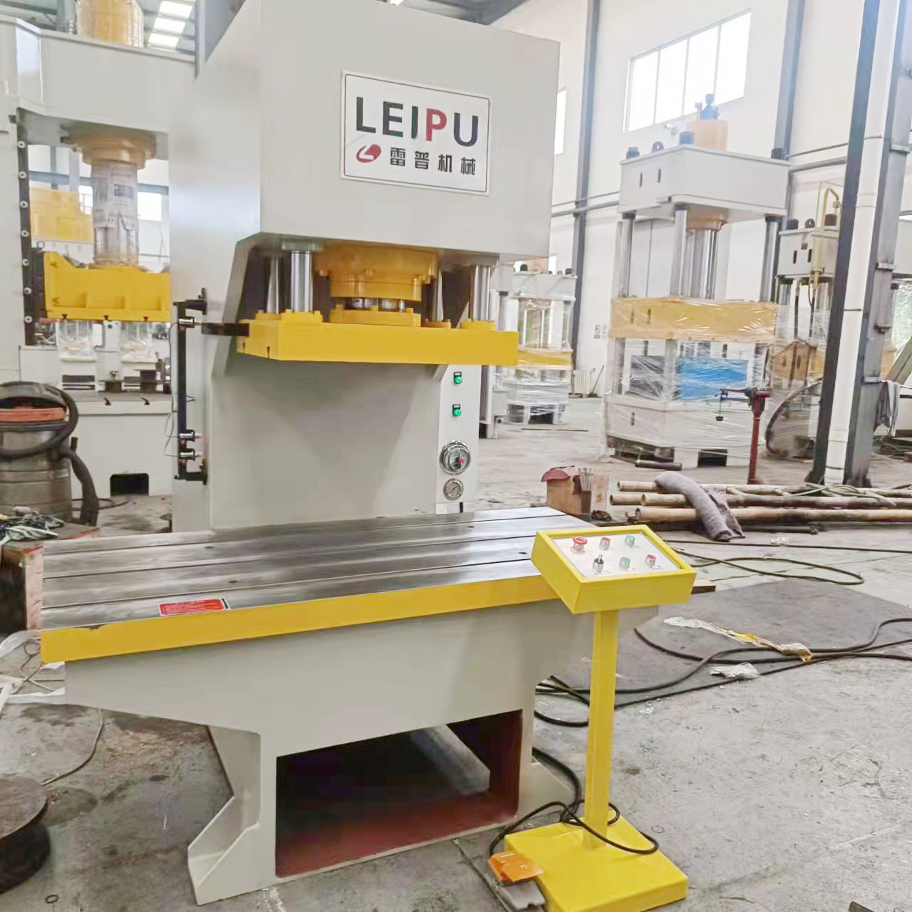 生产厂家 100吨单臂液压机 200吨单柱校直压装液压机