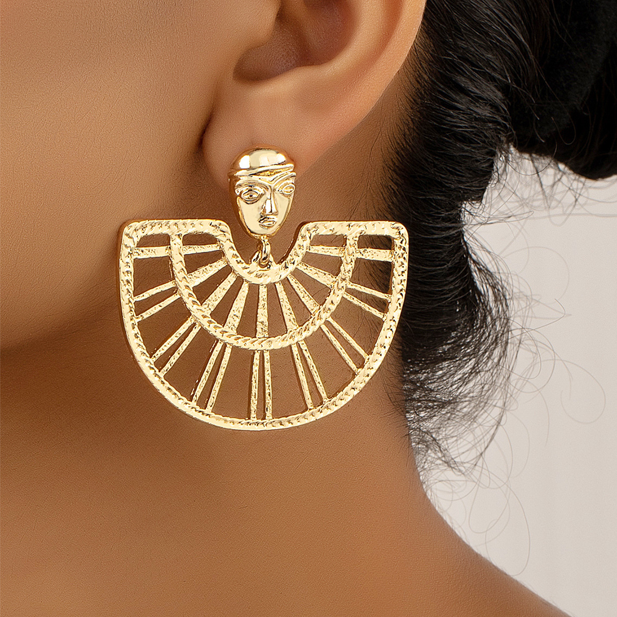 1 Pair Modern Style Streetwear Sector Plating Alloy Earrings display picture 1