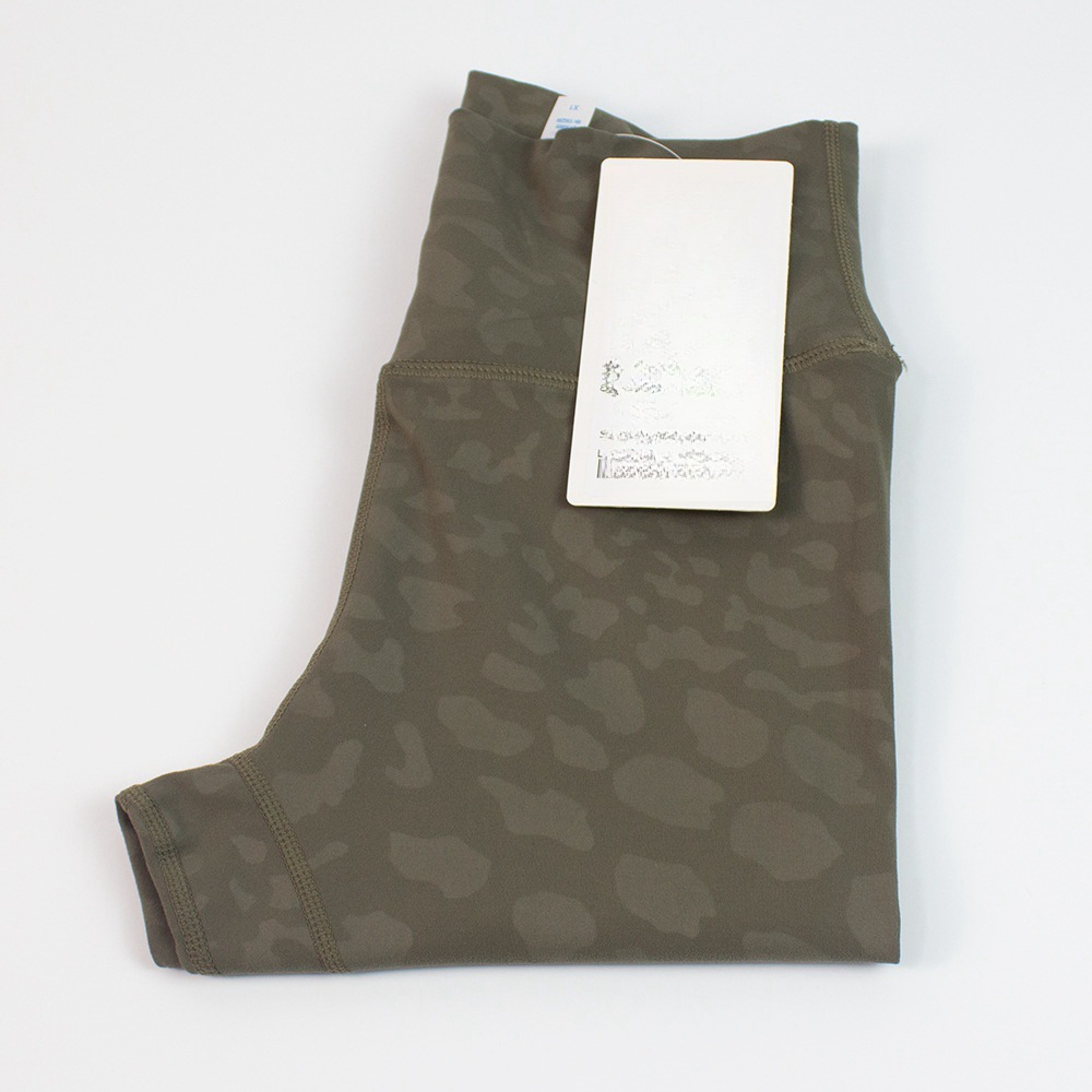 209g Weight Sleeveless Sleeve Length Nylon, Spandex Fabric Type Regular Top Length Leggings Pants Type Outdoor, Yoga Occasion Collarless Neckline Leopard Pattern Fitness, Sport Style Style Fitness Sport Style Leopard Nylon Spandex Collarless Active Bottoms Leggings 10