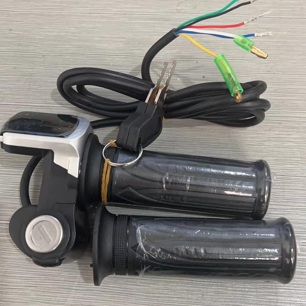 ロックハンドル付き折りたたみ電気自動車、リチウム電気自動車ハンドル、加速速度調整ハンドル、電源表示ハンドル