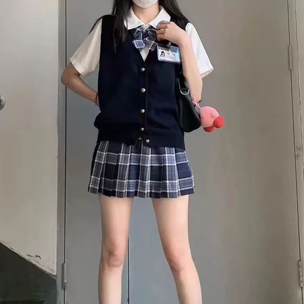 Xiaotian Ling【with bow tie】