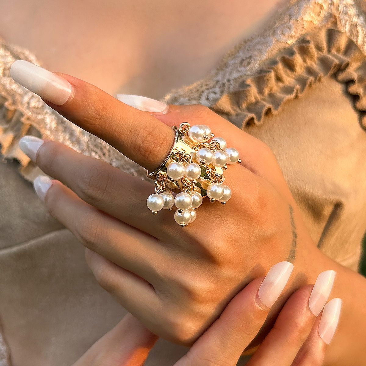 16g Weight Charm Rings Classification 1 Piece Quantity Holiday Occasion Alloy Material Geometric Pattern Women's Gender Plating Design Streetwear Style Streetwear Geometric Arylic Alloy Plating Women's Charm Rings 19