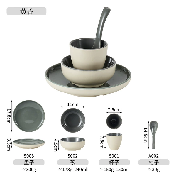 Setting up the table at dusk【A002-S001-S002-S003】