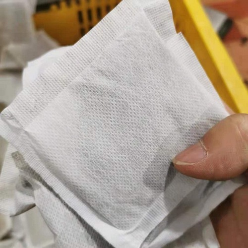 A manufacturer wholesale package of mugwort foot bath powder, with mugwort foot washing and foot soaking, Qiai mugwort foot soaking powder, non-woven foot soaking bag.