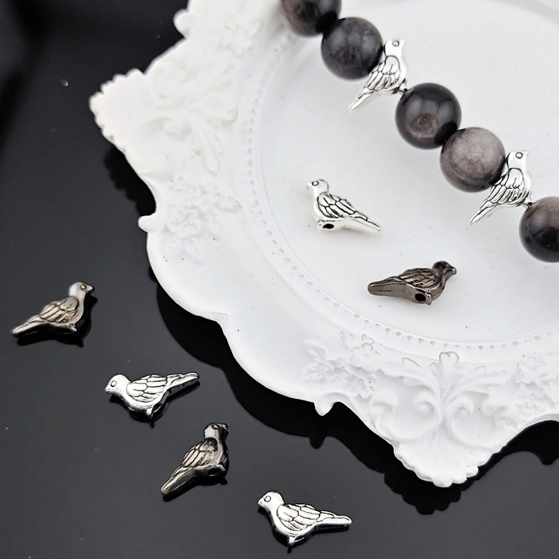 Xizang Silver Bird Spacer Beads DIY Bracelet Retro Old Beads Ancient Silver through Hole Beads Bracelet Beaded Alloy Accessories Xizang Silver Bird Spacer Beads DIY Bracelet Retro Old Beads Ancient Silver through Hole Beads Bracelet Beaded Alloy Accessories