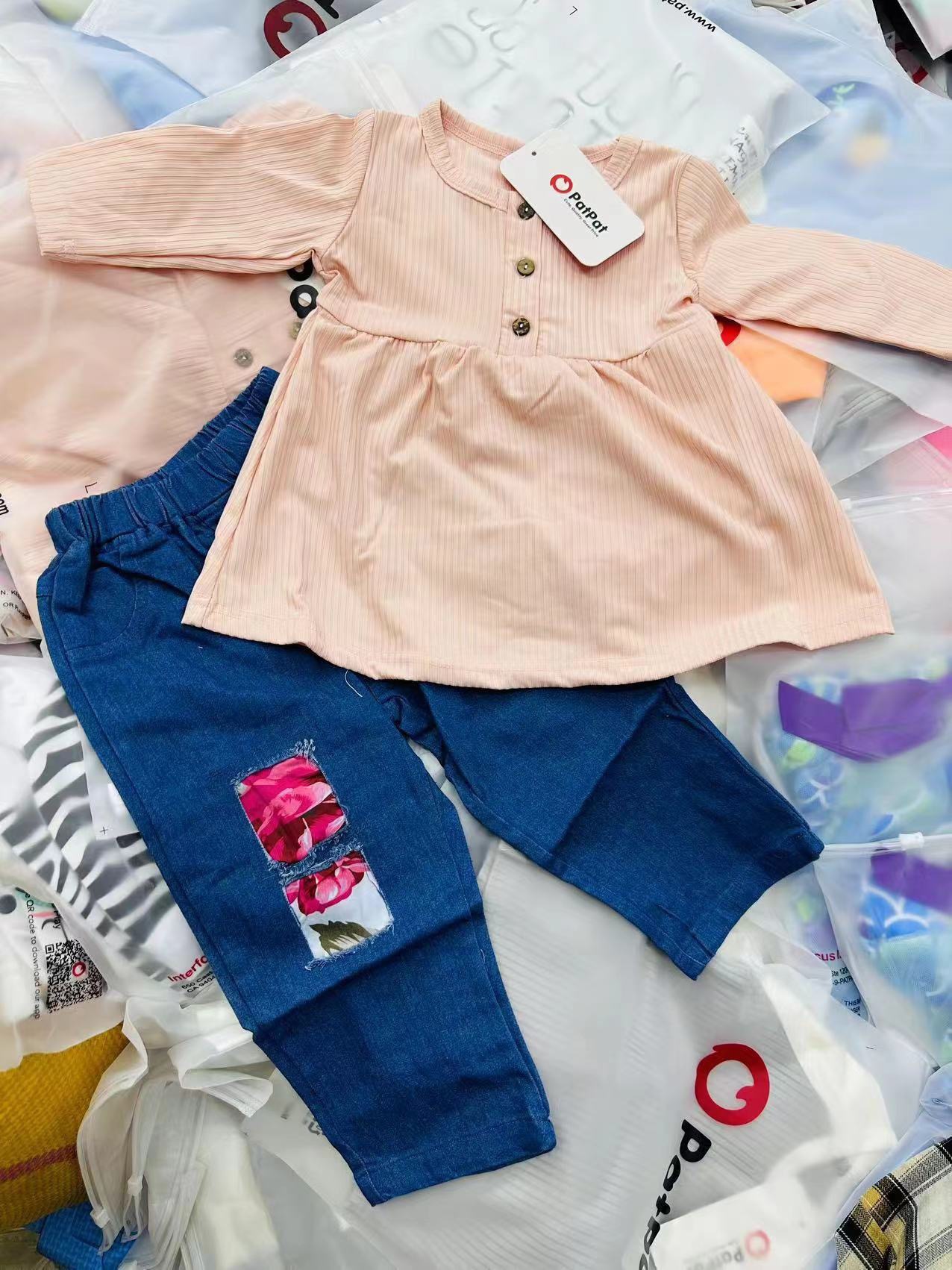 Patpat sets de ropa infantil comercio exterior miscelánea ropa infantil patpat sets transfronterizos contenedor de cola fuente al por mayor