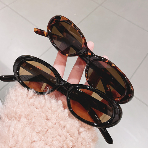 2024 cross-border new European and American sunglasses for women cross star temples high-end glasses star oval sunglasses