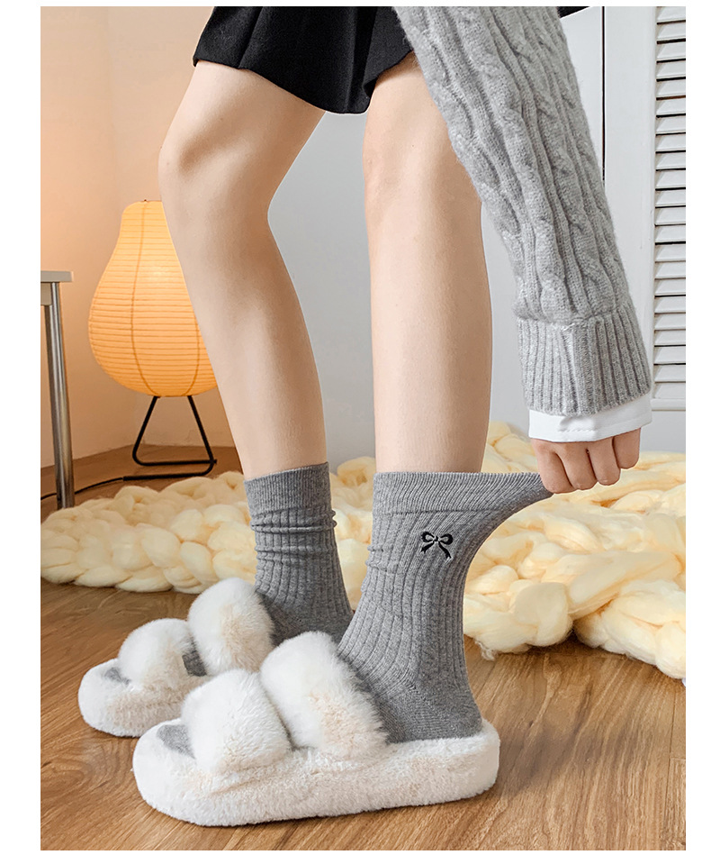Bow Knot Pattern All Seasons Season Women's Sweet Bow Knot Cotton Crew Socks A Pair