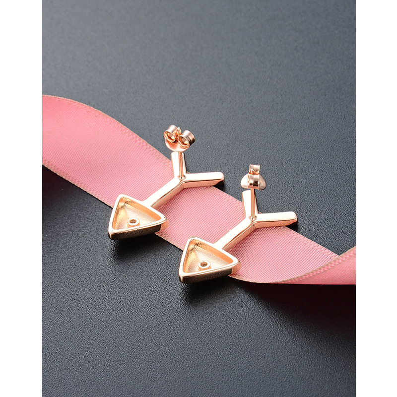 Rose pendientes para las mujeres 925 Luz de plata esterlina de lujo nicho diseño 2024 nuevos pendientes de estilo elegante pendientes de estilo frío