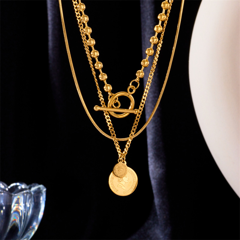 304 Stainless Steel 18K Gold Plated Fashion Inlaid Gold Necklace display picture 3