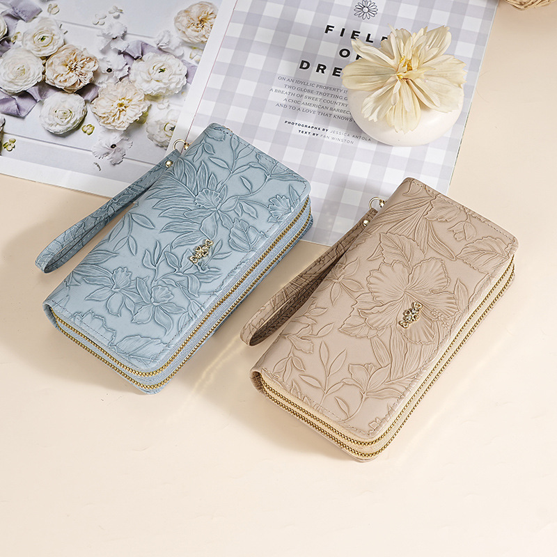 Double-pull wallet women's 2025 new embossed cross-border elegant high-end fashion fresh multi-card double-layer clutch