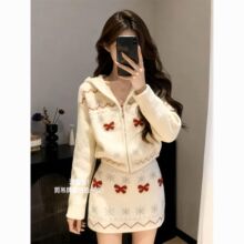 �nϵ�䵭Ư�����bһ�����}�Q�M���uë���_�����ζ�ȹ�ɼ����b