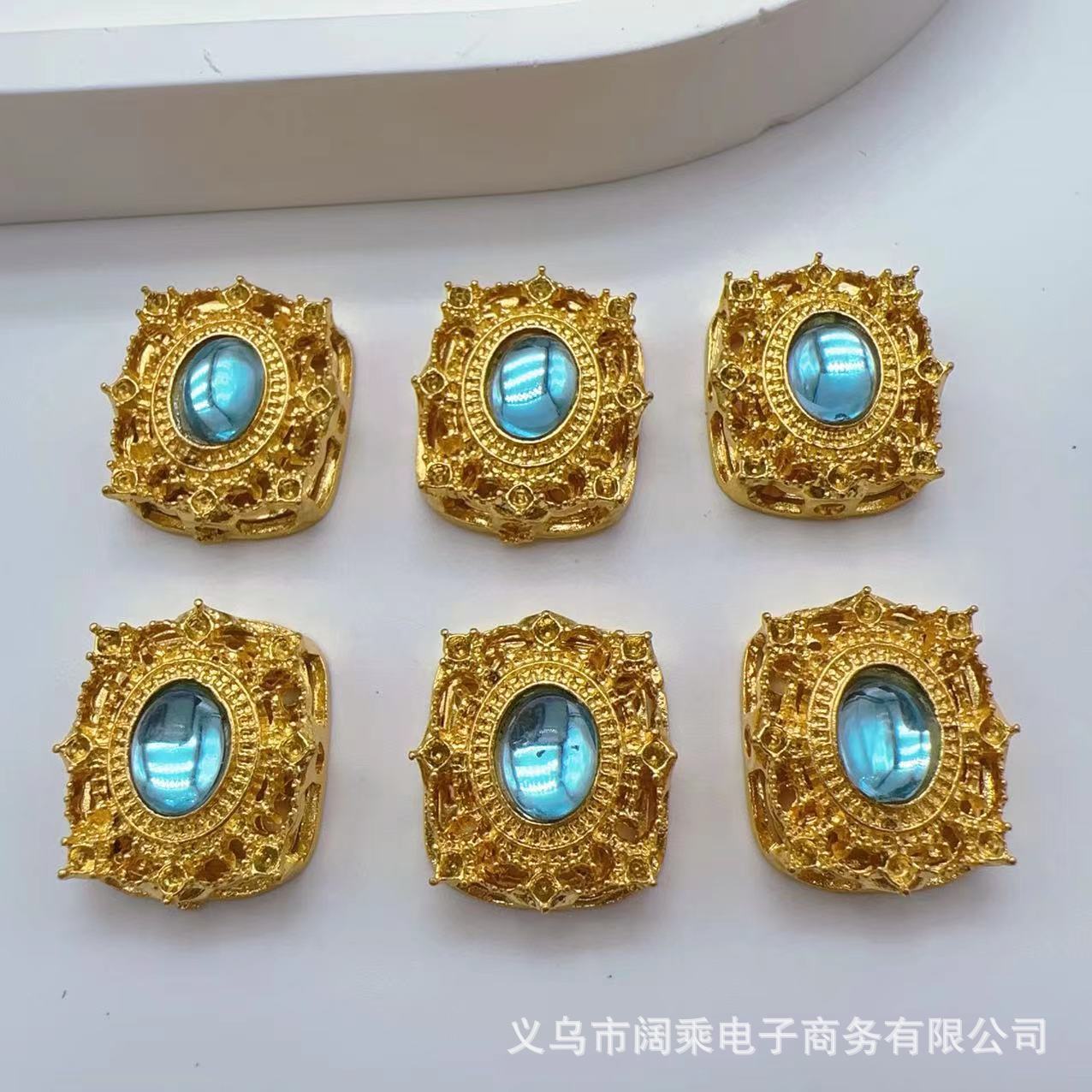 ダイヤモンドの長い方の大きい魔の箱の多い八穴のジルコニウムのdiyの手作りのビーズのブレスレットのネックレスの合金のアクセサリーのビーズの部品