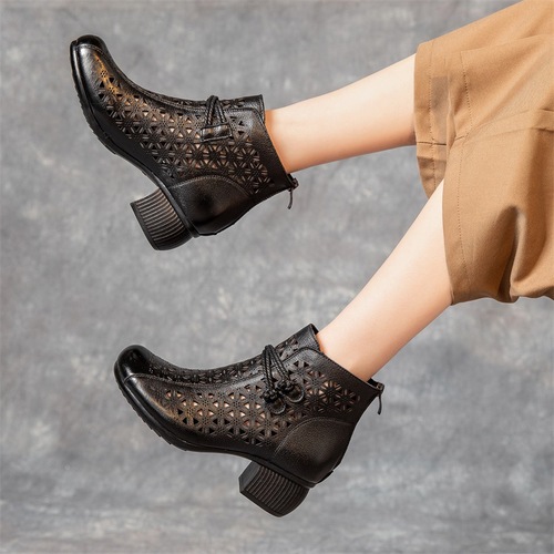 2025 Ethnic Wind Tunnel Slip-on Boots for Girls, Spring Summer, Top Layer Calfskin, Medium Heel, Mother-in-law's Cooling Boots, Outer Wear, Hollow Short Boots for Women