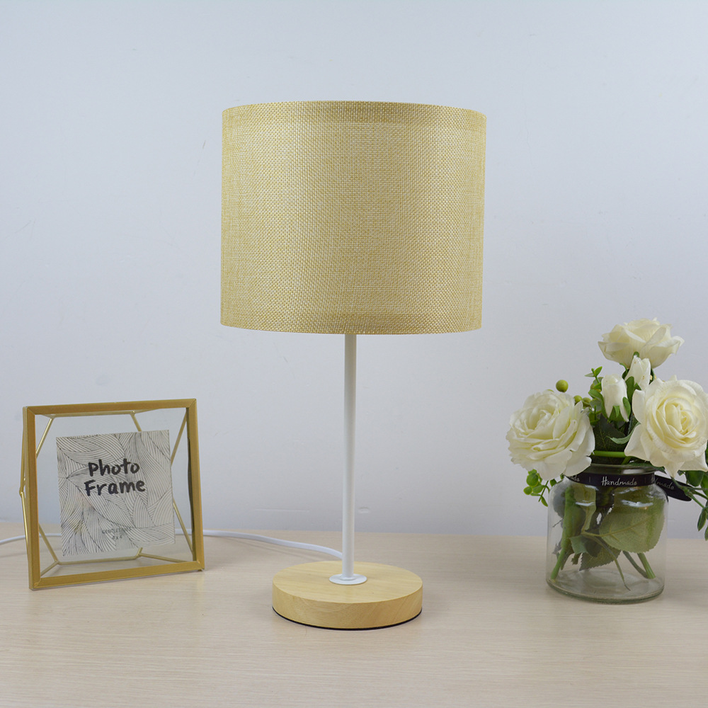 Estilo antiguo americano pantalla de tela lámpara de mesa Hotel estudio dormitorio mesita de noche lámpara nórdico ins estilo enfermería luz de la noche