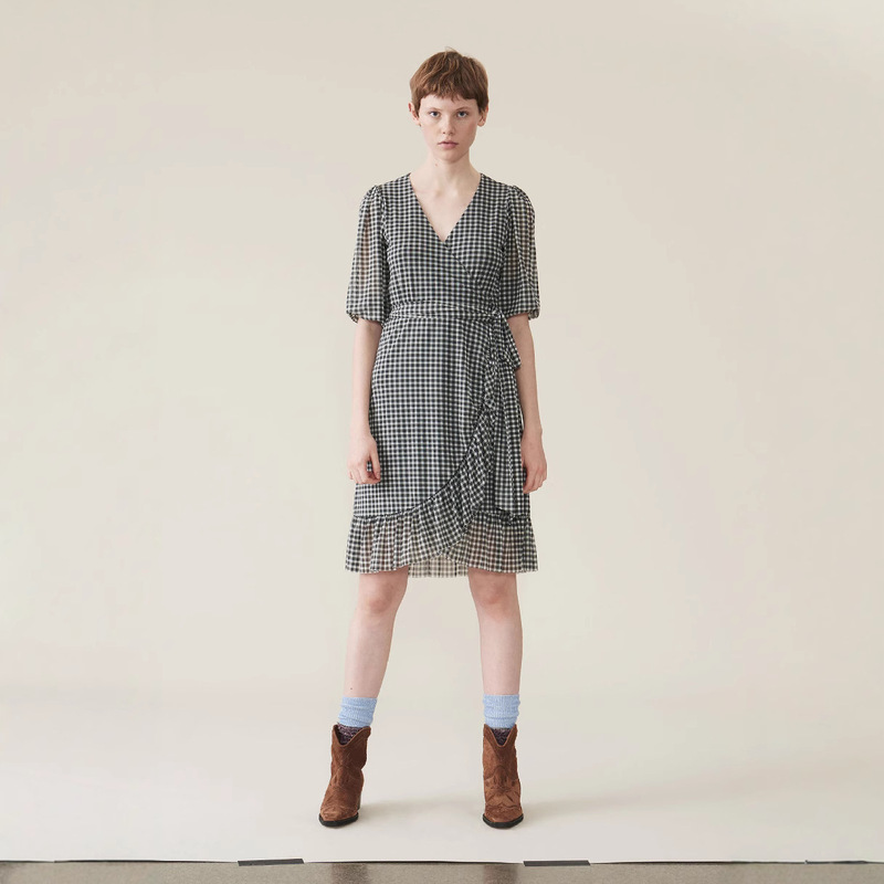Zhuo Ya Dancer 19 Fall/Winter Bubble Sleeve V-Neck Lace-up Wrap Slim Dress 93173 Clearance