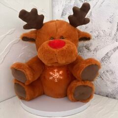 現物! クリスマス越境会呼吸発光呼吸ヘラジカの赤ちゃんが寝ます。
