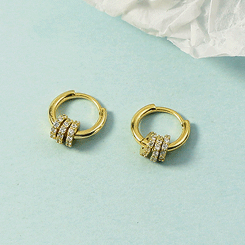 2021 New Japanese and Korean Light Luxury One Style for DualWear Activity Diamond Ring Transfer Beads Temperament Ear Clip Earrings for Womenpicture4