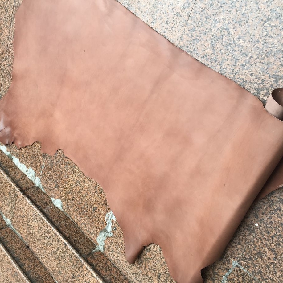 植鞣皮 头层黄牛树膏皮 头层牛皮 马鞍皮 皮革皮料牛皮面料 咖色