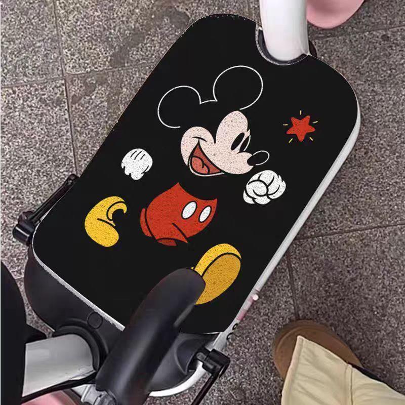 Cartoon Mickey Electric Scooter Foot Mat with Thickened Wire Loops, Anti-Slip, Dirt-Resistant, Easy to Clean, Direct from Manufacturer, Wholesale