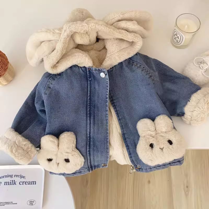 Niñas con chaqueta de vaqueros encapuchados de lana de invierno 2025 nuevo bebé grueso abrigo de algodón caliente chaqueta de algodón de niña
