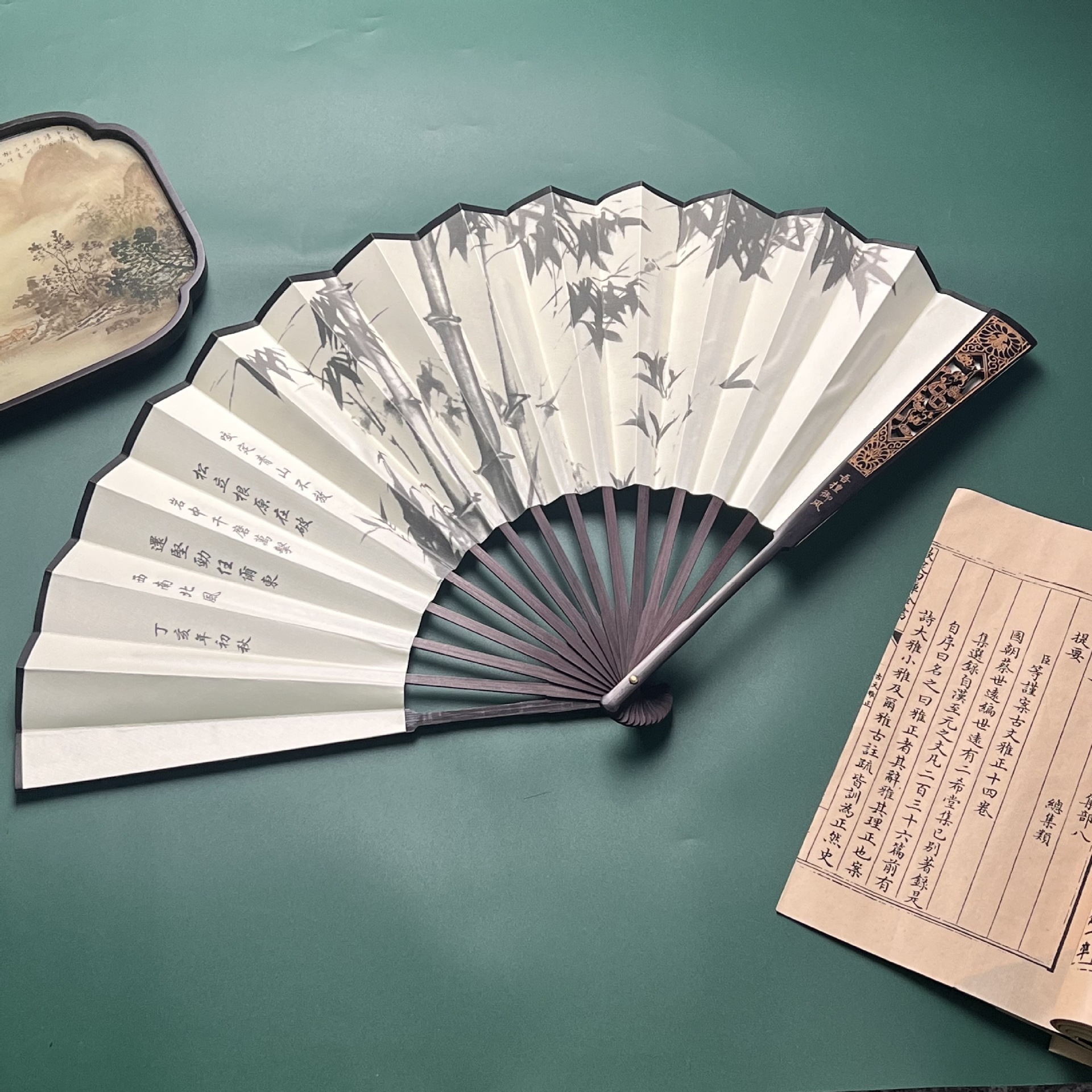 雕刻绢扇*镂空一尺头青绢布折扇*深雕男士高档折扇*扇骨雕刻厂-阿里巴巴