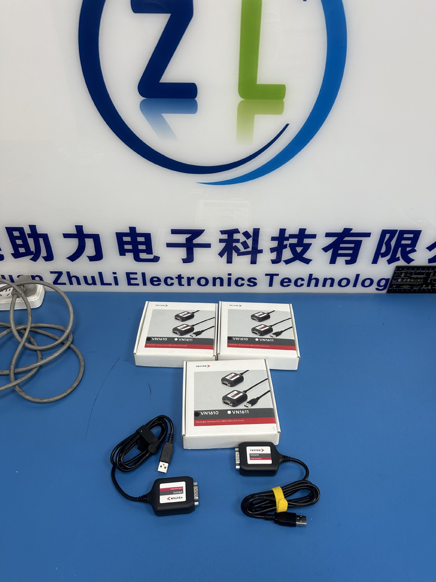 VN1610 Vector VN1610（2路CAN采集模块）VN1611  VN1630 VN1640