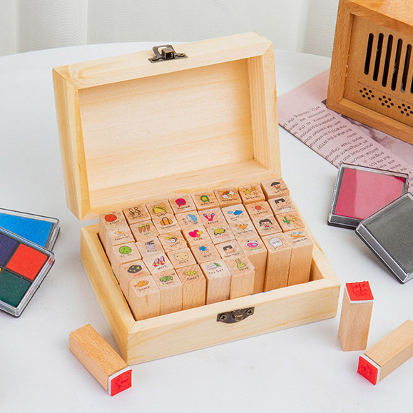 Cute Rabbit Rabbit cat wooden box diary seal hand account photo album decoration set Series 40 into 4 options