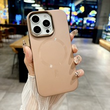 适用iPhone17铝合金边框手机壳大孔磨砂磁吸充电苹果16防摔保护套