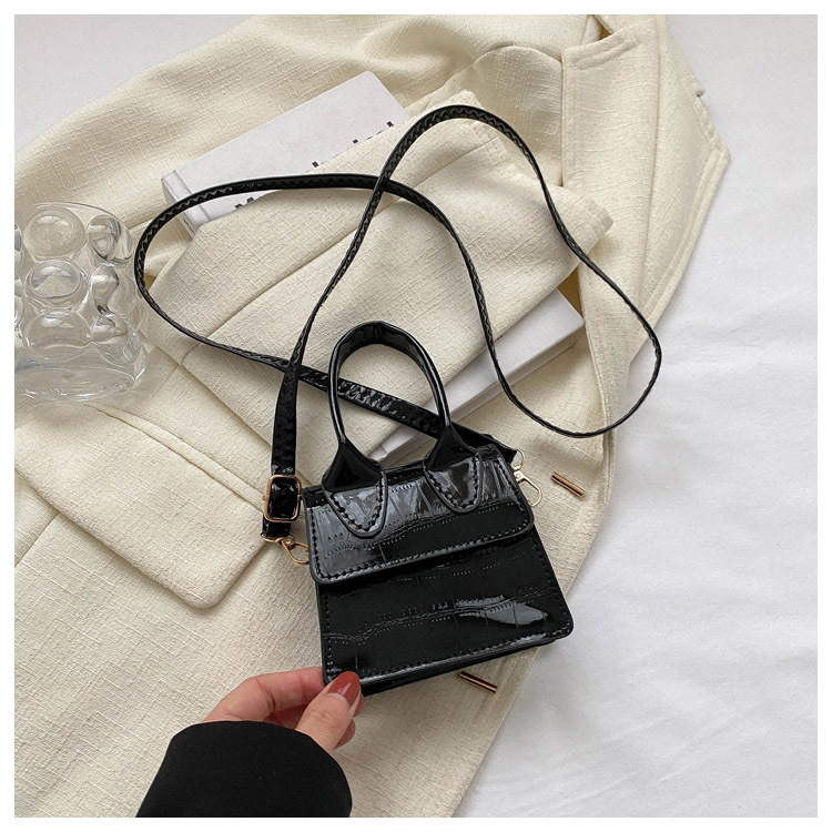 187g Weight Sewing Thread Fashion Element Magnetic Buckle Closure Type Single Shoulder Strap Strap Type Shoulder Bag Bags Type Casual Occasion Pu Leather Material Solid Color Pattern All Seasons Season Women's Gender Streetwear Style Square Shape Small Size Women's Small Pu Leather Solid Color Streetwear Sewing Thread Square Magnetic Buckle Shoulder Bag 8