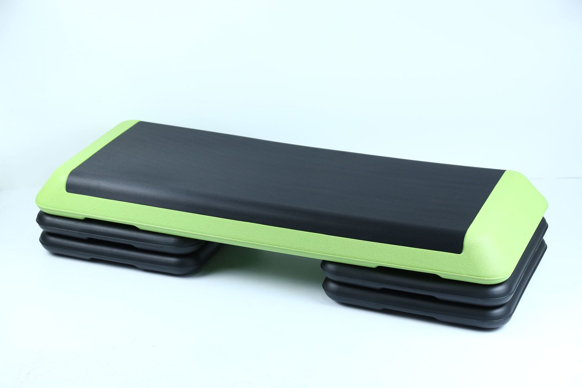 110 см (от одной до четырех) — фруктово-зеленый цвет в стиле кожи (черная швабра)