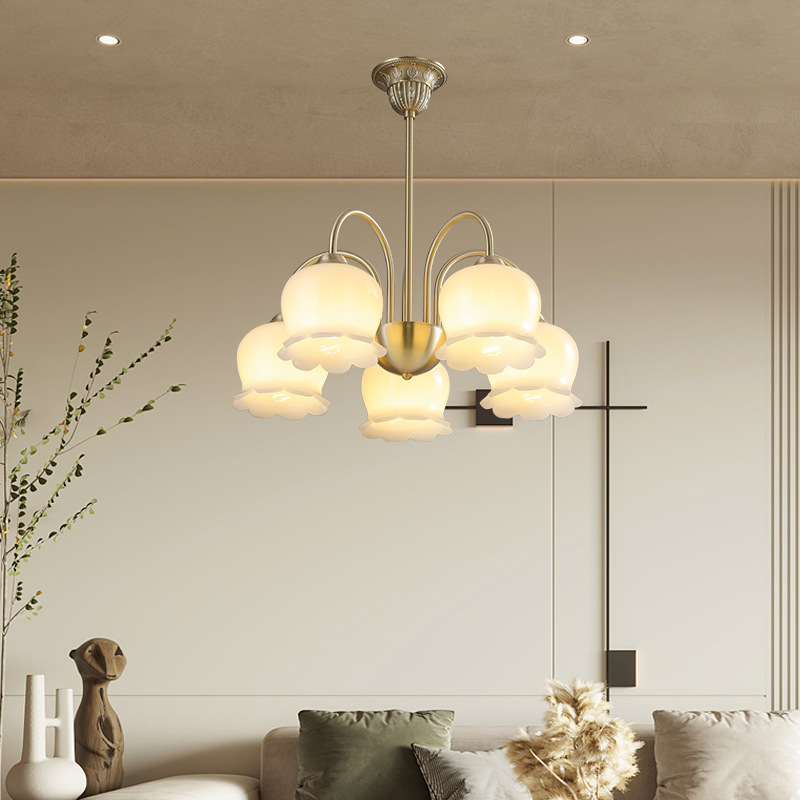 Cremoso viento sala de estar comedor dormitorio lámpara Bell orquídea moderna simple luz de lujo de cobre Nórdico Nueva Fábrica Directa