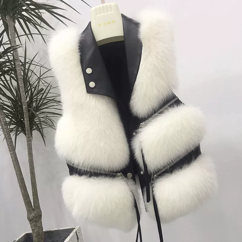 Fashionable Lightweight Fur-Trim Vest Jacket, Slim Fit, 2024 Style, Cozy Winter Layer in Various Colors