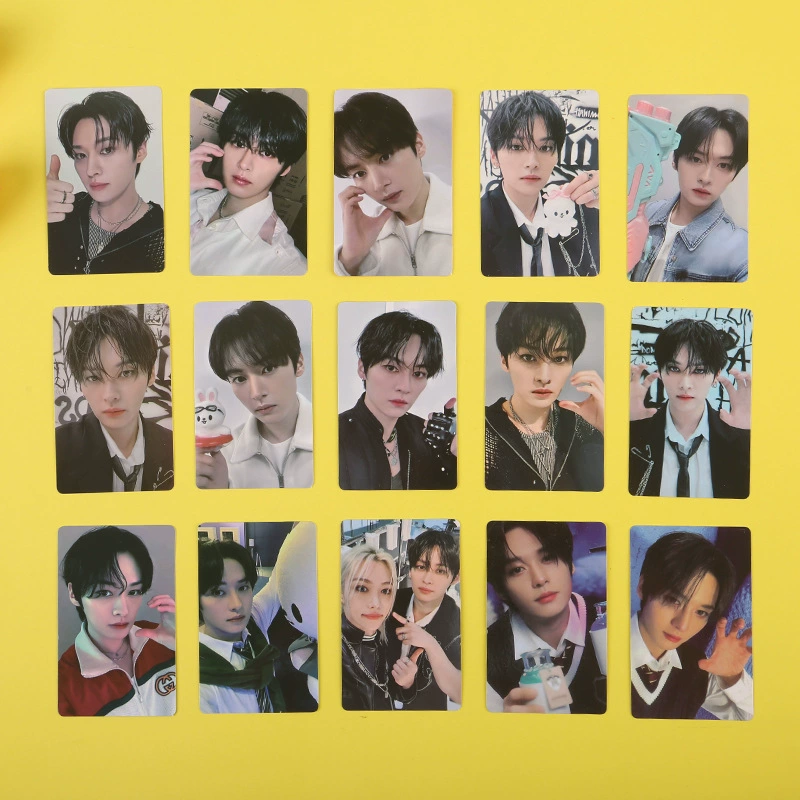 Картка малого размера (STRAY KIDS) ATE World Tour Seoul Collection, 5.4×8.6 см, коллекционные варианты