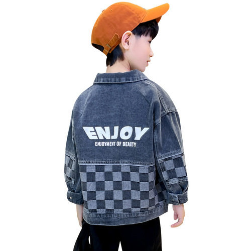Stylish unisex children's spring jackets for kids, with a trendy and cool design, perfect for fashion-forward children.