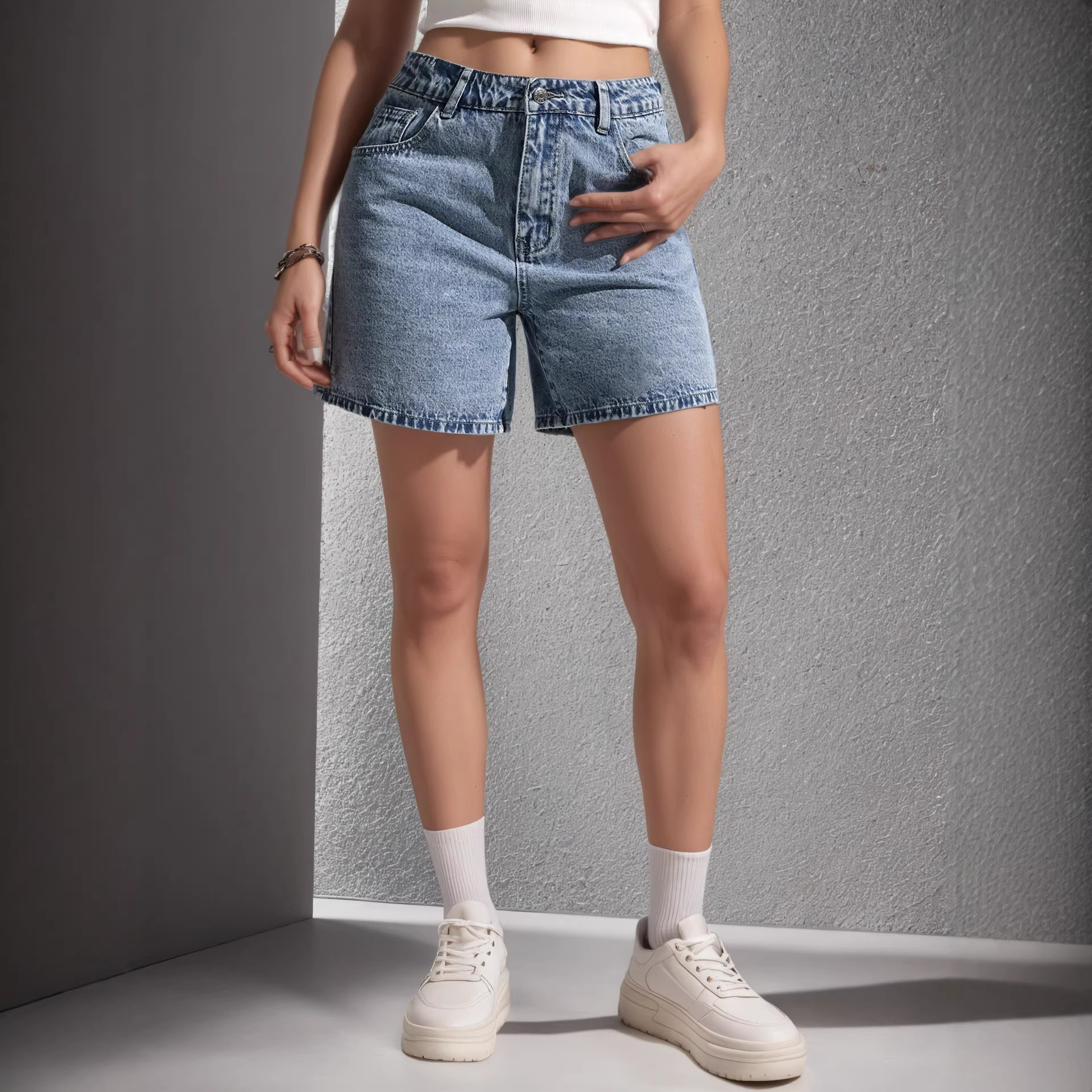 Women's Denim Shorts With Embroidered Back Pockets, Classic Five-Pocket Design Stretch Comfort Summer Casual Shorts_ecoleips.com