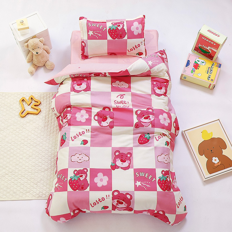 Juego de cama de jardín de infantes de algodón de tres piezas con estampado de algodón de seis piezas