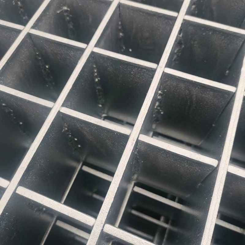 焊接抛光钢格栅板 不锈钢防滑平面踏步板 下水道排水网格板