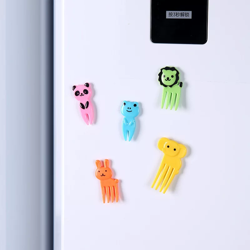 Пfr magnetic fridge magnet, cartoon fruit fork, elephant