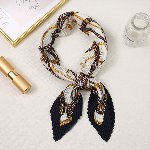Wrinkled small silk scarf for women, chiffon printed professional decorative scarf, Korean style, trendy, suitable for spring and autumn, pairs with shirts, small scarf