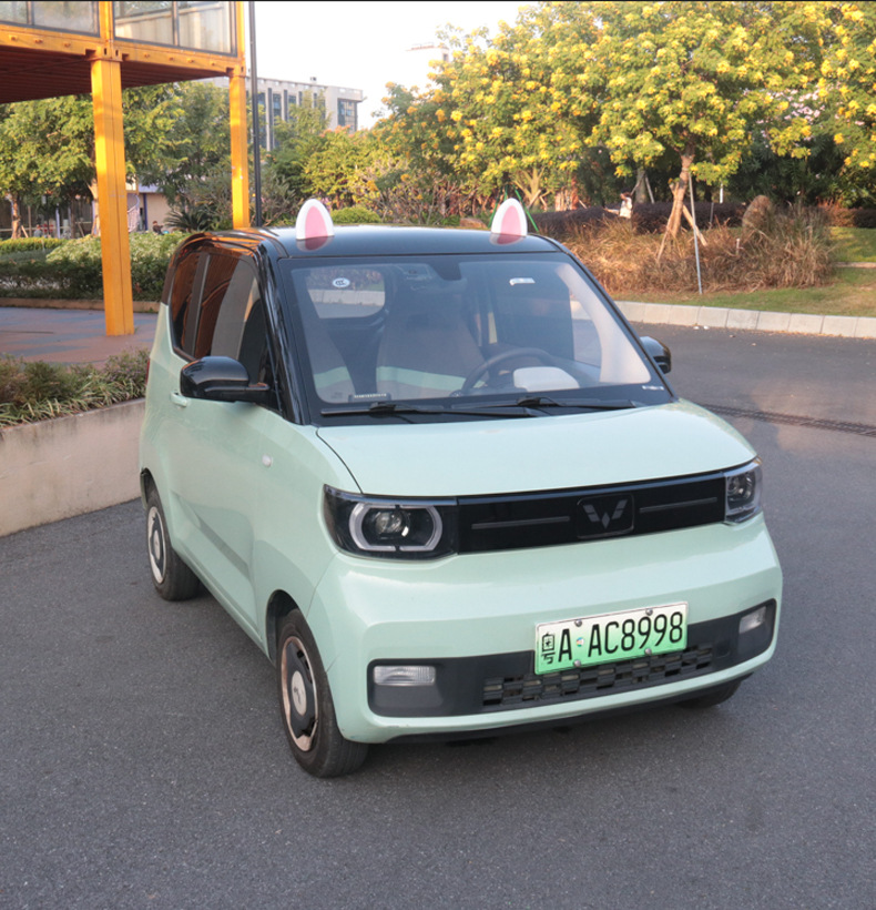 Car Roof Decorative Lights, Cute Cartoon Cat Ear Decorations, Solar-Powered Rechargeable Lights, Car Exterior Ornaments Modification
