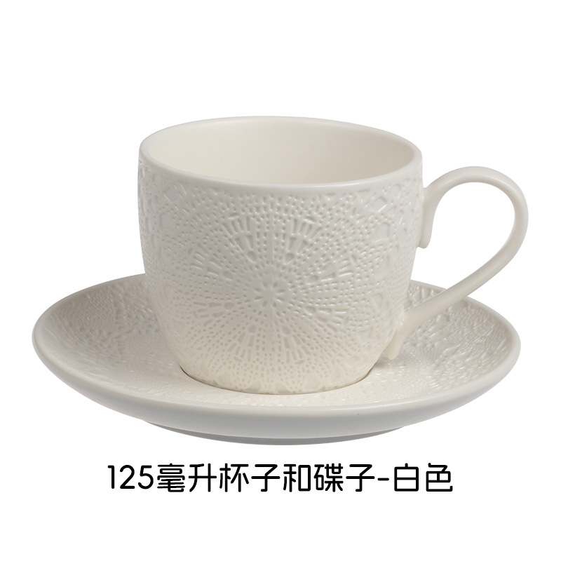 Relieve suave y fácil de limpiar estilo nórdico minimalista elegante romántico encaje cubiertos de cerámica set