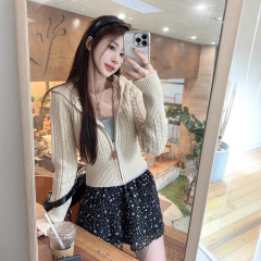 6261 # 優しい気質ジッパー麻花長袖セーターコート女性秋に痩せて見える短いニットカーディガン上着
