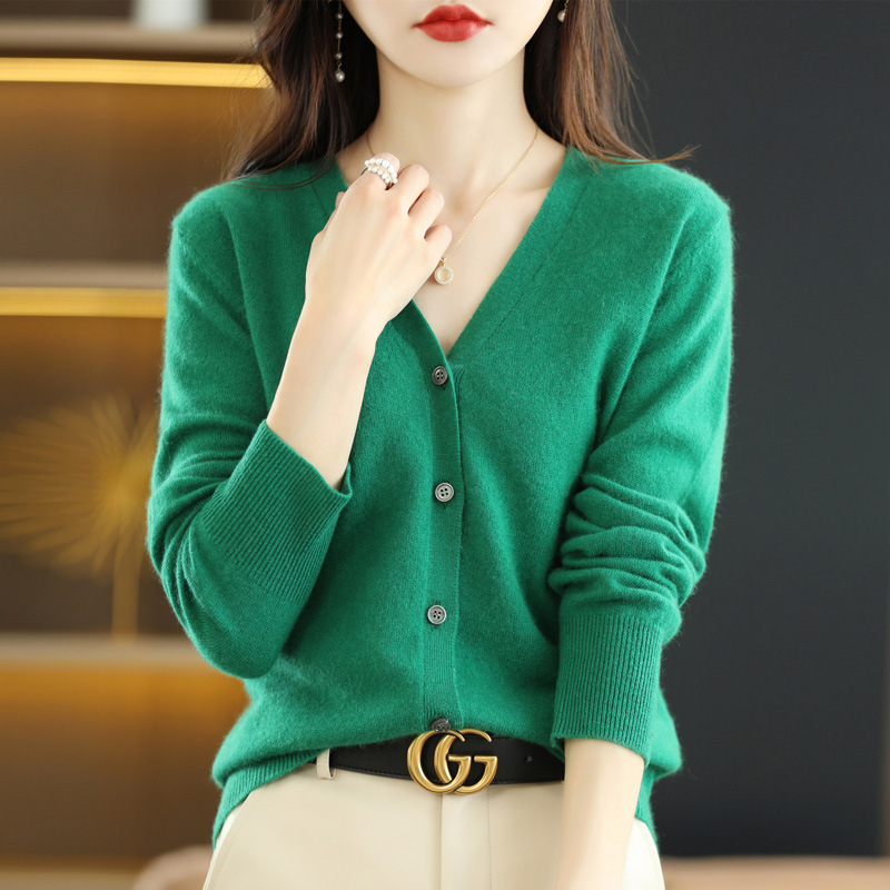 Spring and Autumn New V-neck Knitted Cardigan Women's Long-sleeved Sweater Base Short Non-cashmere Large Size Loose Jacket