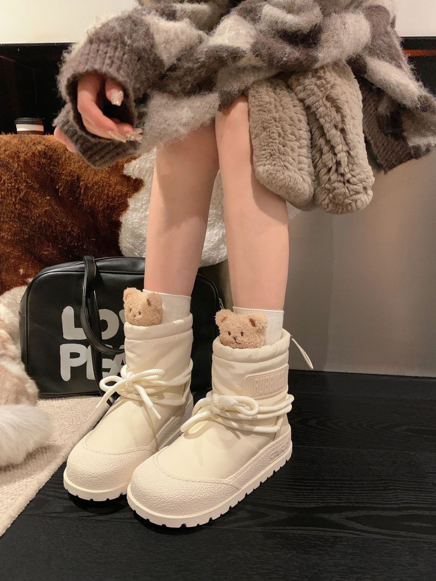 ShoeGlobe Damen-Schneestiefel aus echtem Leder mit dicker Sohle, Schnürung und warmem Futter – Herbst/Winter 2025 – Modisch, rutschfest, mit dicker Baumwollsohle_voghion.com