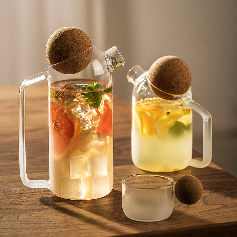 High temperature resistant glass cold kettle wooden sheng creative teapot flower teapot office home B&B hotel juice pot