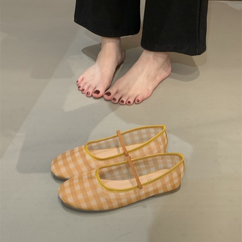 French-Style Women's Sandals 2026 Summer Plaid Mesh Mary Jane Slip-On Shoes Breathable Pastoral Style Flat Shoes French-Style Women's Sandals 2026 Summer Plaid Mesh Mary Jane Slip-On Shoes Breathable Pastoral Style Flat Shoes