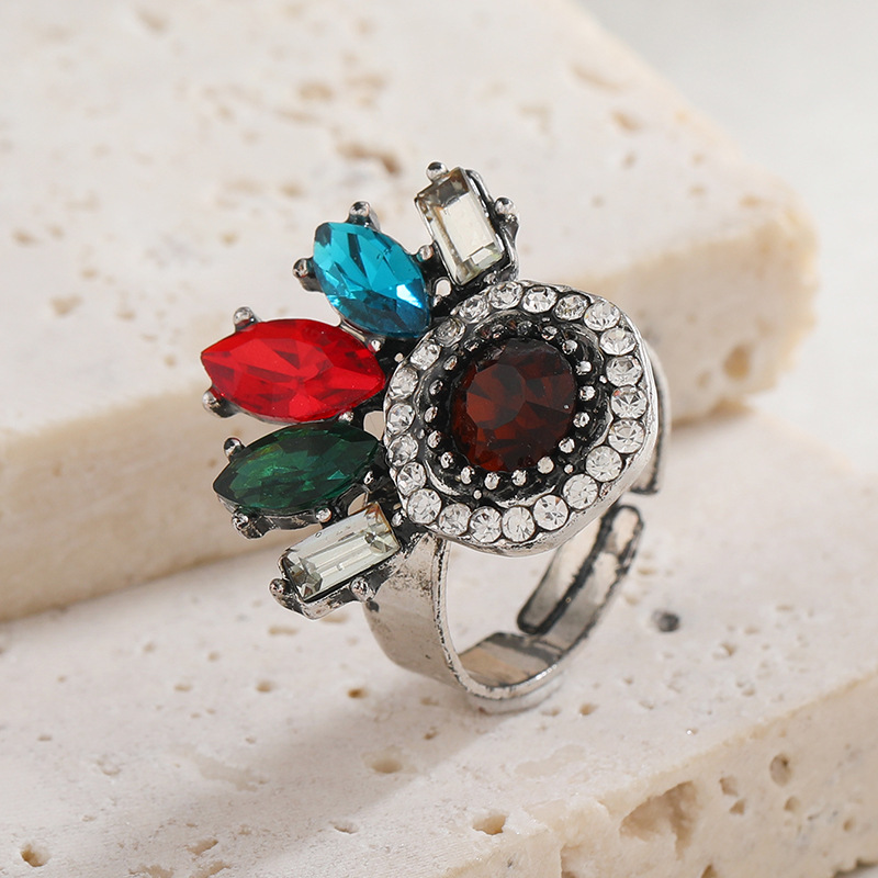 Elegant small creative design retro ethnic adjustable ring