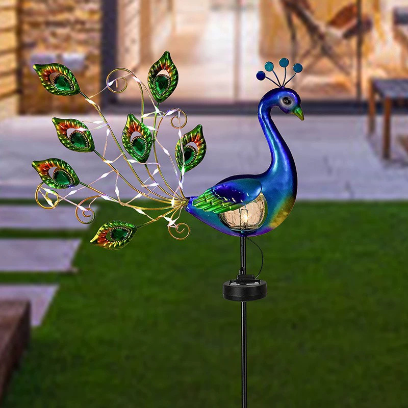 유리 공 노란 빛 공작