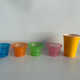 Foreign Trade Export Various Capacity Red and White Two-Color Disposable Pp Party Banquet Plastic Cups Beer Drink Cups